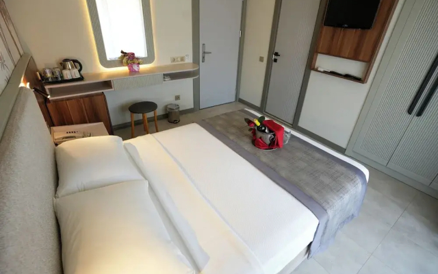 Ida Hotel
