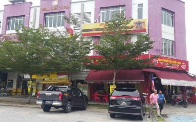 Subang Bestari Hostel