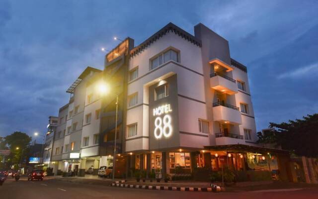 Hotel 88 Diponegoro