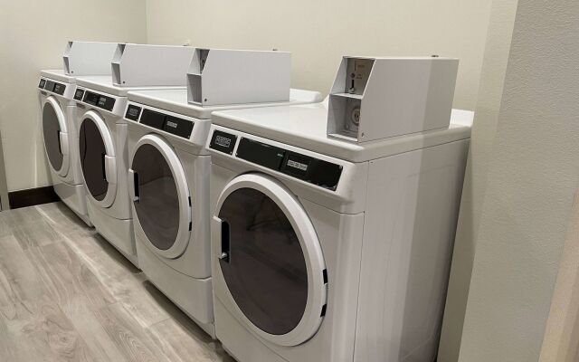 Hawthorn Extended Stay by Wyndham Kingwood/Houston