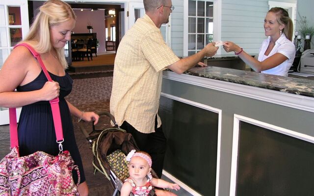 Springfield Hotel and Suites