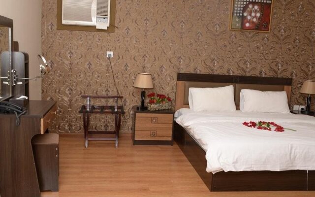 Manam Hotel Apartments