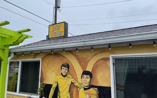 Itty Bitty Inn