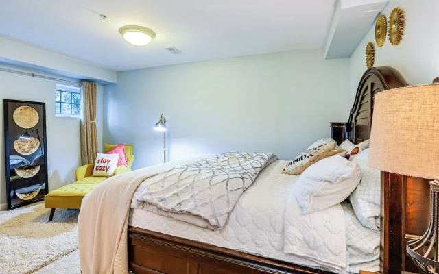 Pet-friendly DC Area Condo w/ Yard!