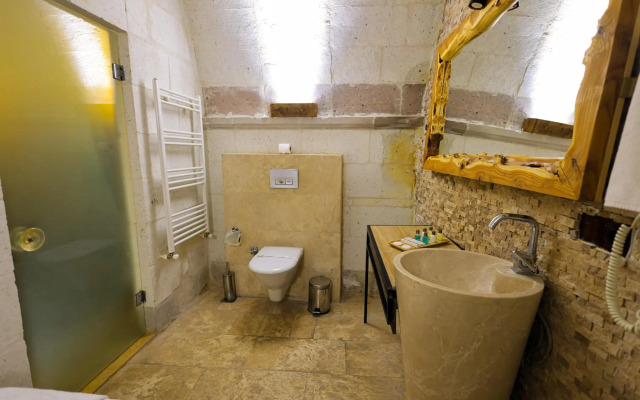 Ortahisar Cave Hotel