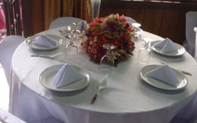 Highland Villa Hotel and Resto
