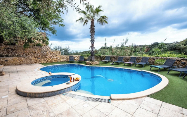 Villa Soldanis 6 Bedroom Villa With Private Pool