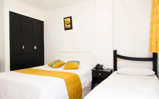 Hotel Tayromar