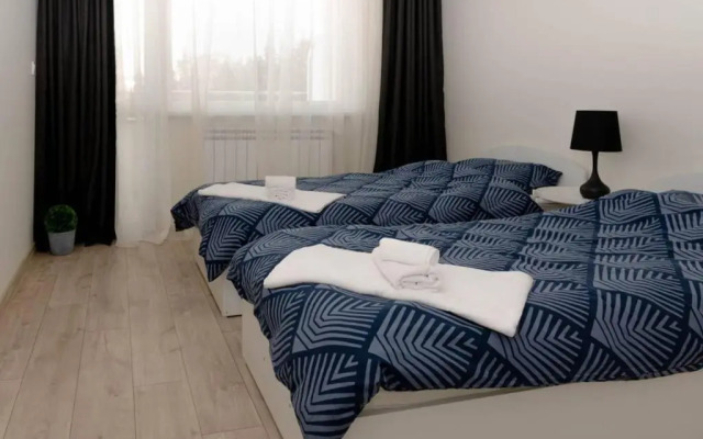 Super luxurious & spacious designer apartment.