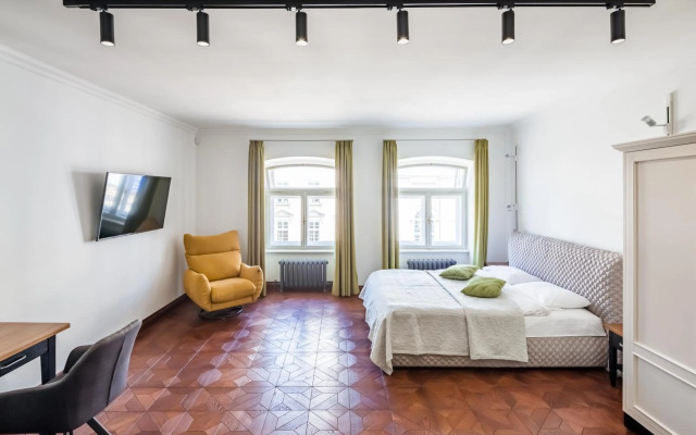 Romari апартименти площа Ринок