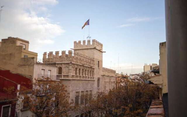 Royal Apartments by Hoom