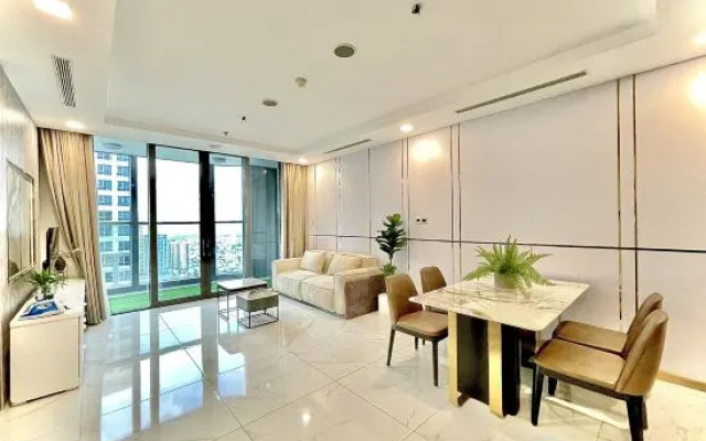 Luxary Homes Stay Free Gym and Pool at Landmark 81 – Guest Rooms – Ho Chi Minh City