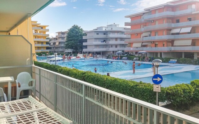 Nice Apartment in Bibione With 1 Bedrooms and Outdoor Swimming Pool
