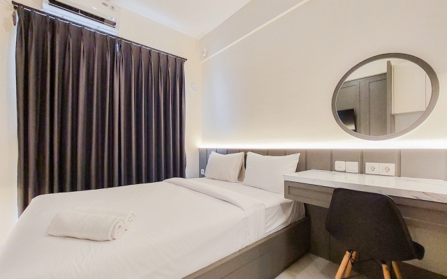 Studio Room With Simply Look At Sky House Bsd Near Aeon – Guest Rooms – Legok