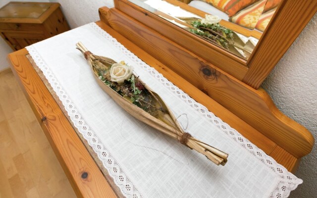 Splendid Apartment in Uderns near Hochzillertal Ski Area