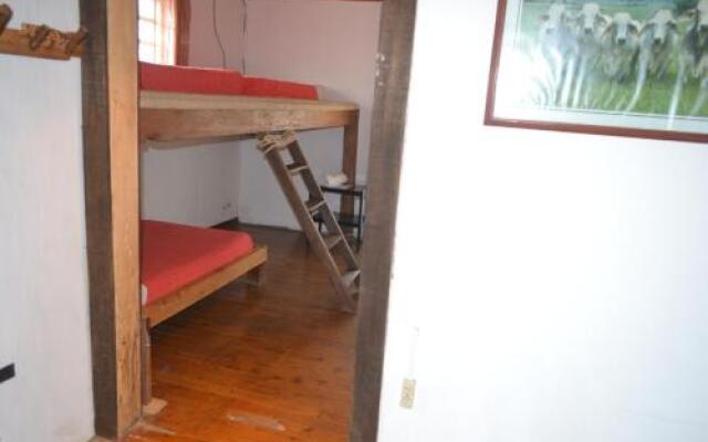 Hostal Colina de Lluvia