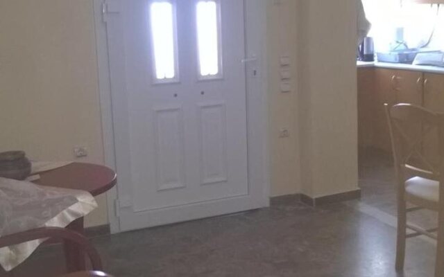 Bozikis Apartments & Studios