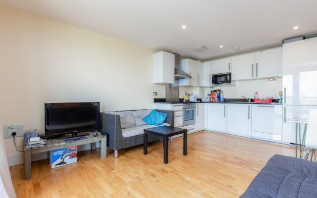 Park View Apartments - Deluxe Guest Room 1