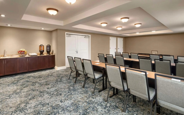 Homewood Suites by Hilton Wallingford-Meriden