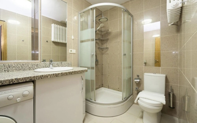 Central Stylish House in Gayrettepe