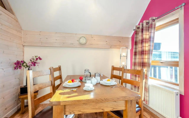 Nunland Hillside Lodges