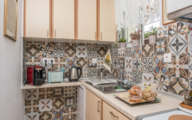 House Loukia by CorfuEscapes