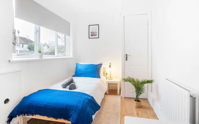 2 Bed-ground Floor-free Parking