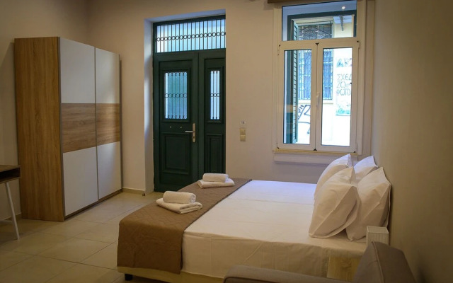 Uni Island City Suites