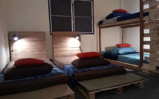 Pak-Inn Hostel Hat Yai