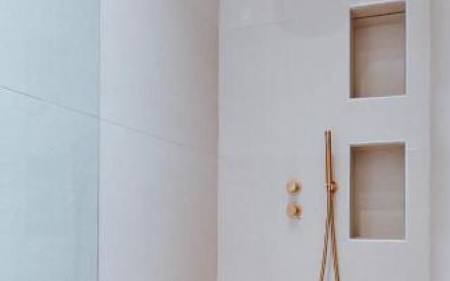 Melior  Luxury Villas