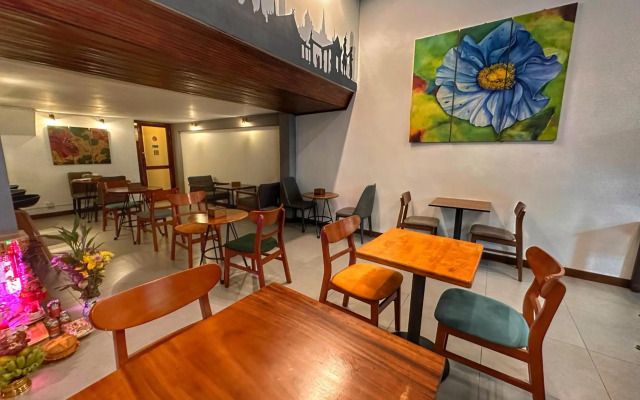 Monsoon Boutique Hotel