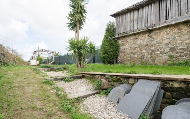 Quaint Mansion in Ortigueira with Sauna