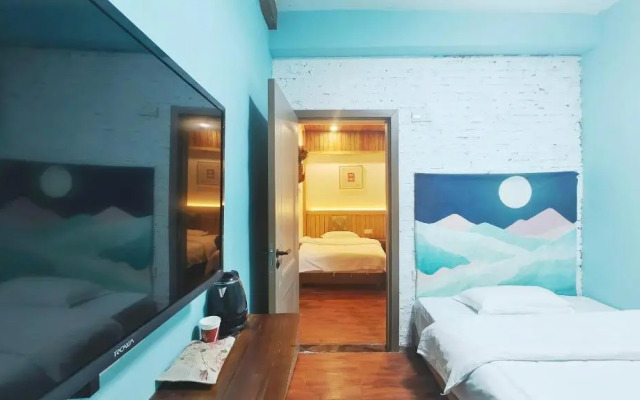 Tianmen Hotel