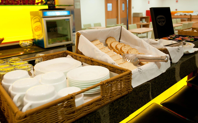 Ibis Santos Gonzaga Praia