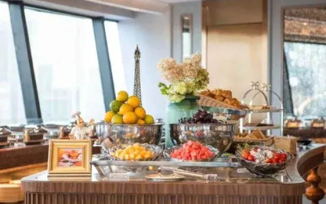 Mercure Hotel (Wuhan Yangluo Development Zone)