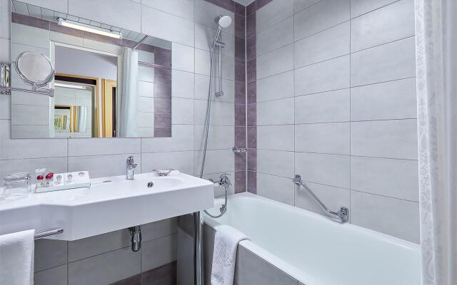 Favorit accommodation service (official partner of the Delta Izmailovo Hotel)