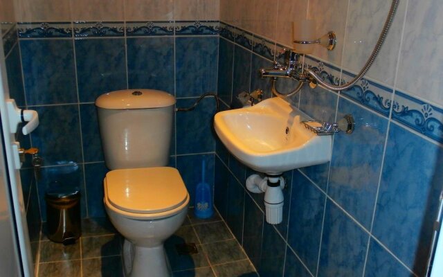 Hotel Mitnitsa and TKZS Biliantsi