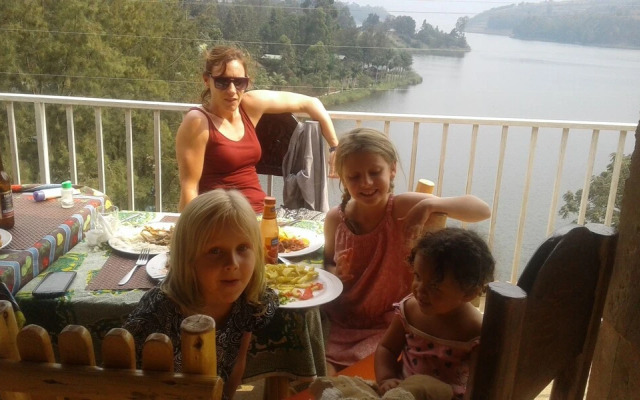 Bunyonyi view resort