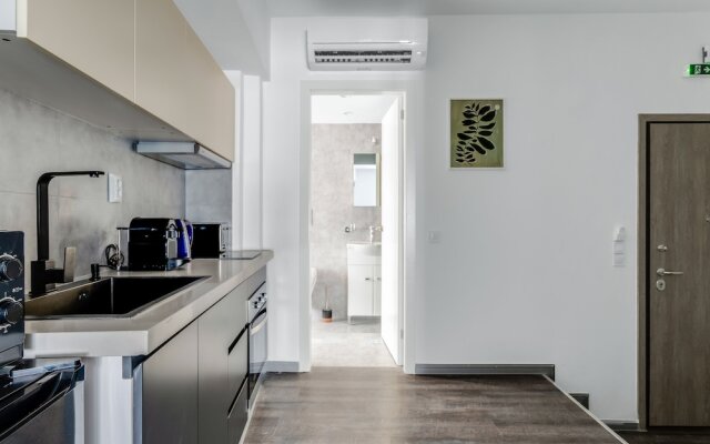 Sanders Center - Nice Studio Apartment