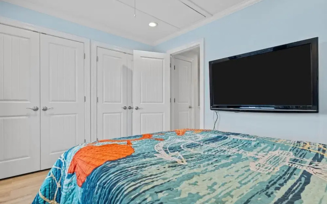 Barefoot Ventures 4 Bedroom Townhouse by RedAwning