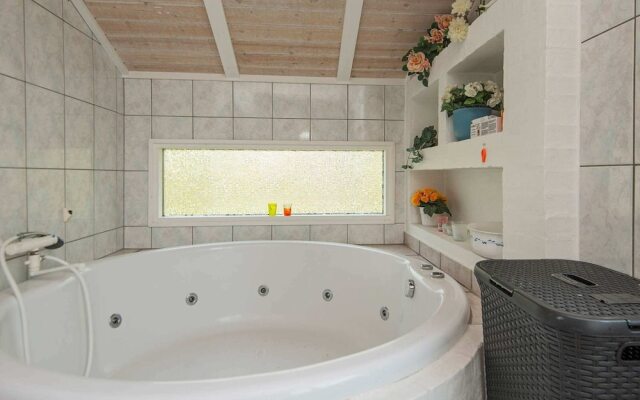 8 Person Holiday Home in Glesborg