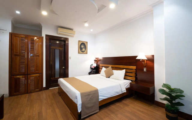 Adina Hotel
