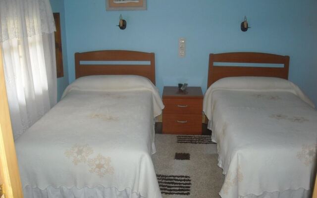 Hostal Paratene