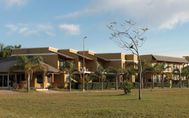 Brisas Del Lago Apart And Hotel