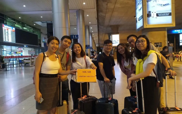 Airanc 605 - Airport Apartments and Cars