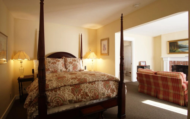 The Inn at Ellsworth Estate