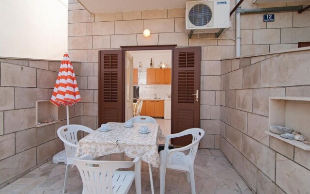 Beautiful Apartment in Supetar With 2 Bedrooms and Wifi