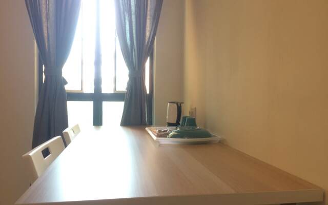Lawang Suite Corner Roomstay 1