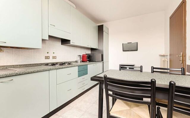 Colourful Flat Borgo Roma