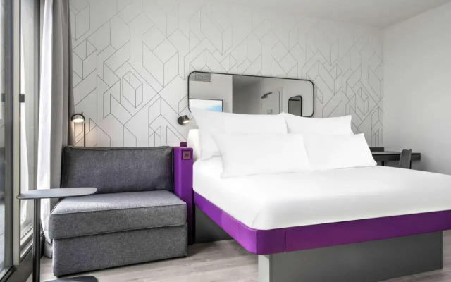 YOTEL Geneva Lake
